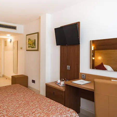Continental 4*