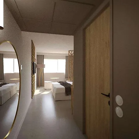 Continental Hotel 4*